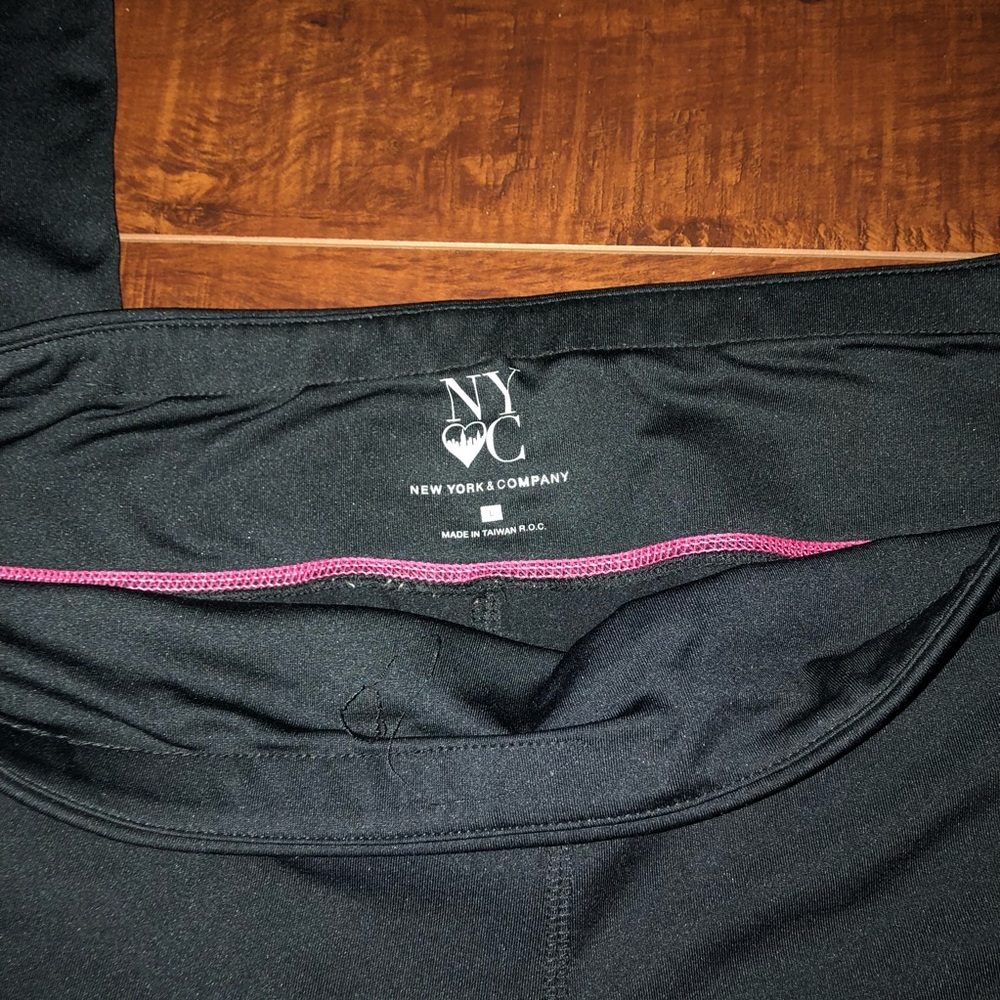 Black Bootcut Leggings with Pink Stitching - Picture 5 of 5